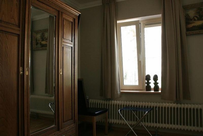 De Vier Heemskinderen IJzendijke Zimmer foto
