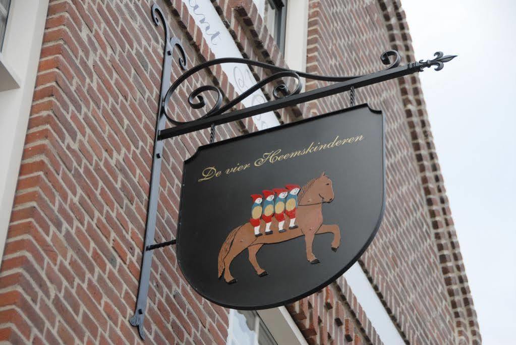 De Vier Heemskinderen IJzendijke Exterior foto